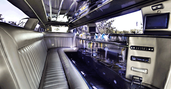 Chrysler 300 Limo Sacramento Interior